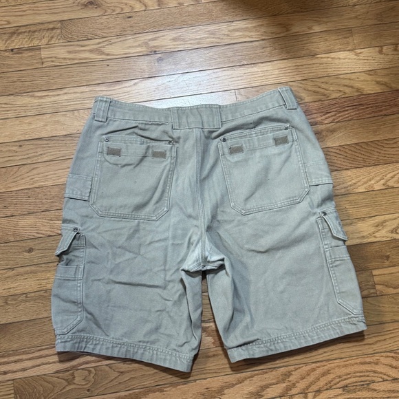 DuluthFlex Fire Hose Cargo Shorts - Picture 6 of 9